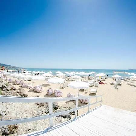 شقة Premier Beach- Bastetbs